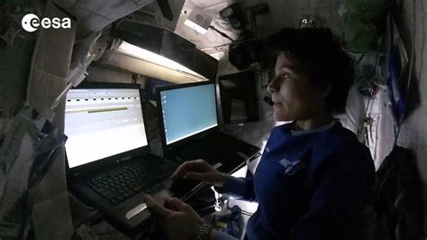 Sleeping On Space Station - Intimate Look Inside The Crew Quarters ...