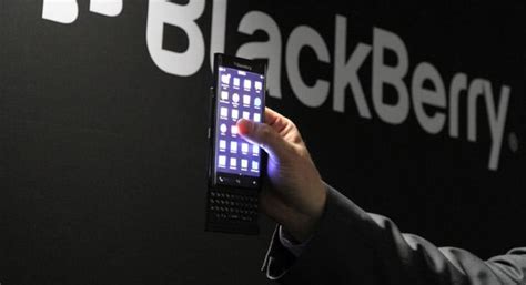 BlackBerry QWERTY keyboard slider coming later this year