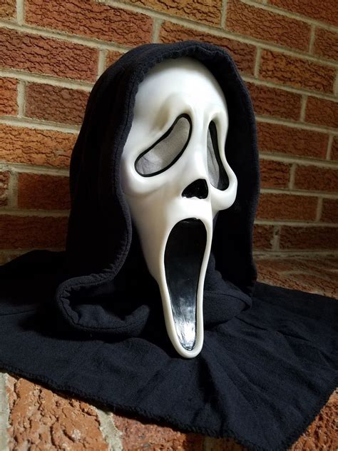 Scream 4 Ghostface Costume