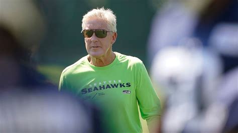 Seahawks coach Pete Carroll leaves training camp after positive COVID ...