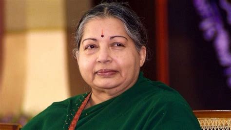 India politician J Jayalalitha dies at 68 - BBC News