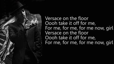 Bruno Mars : Versace On The Floor [24K MAGIC] - Lyric Video | Versace ...