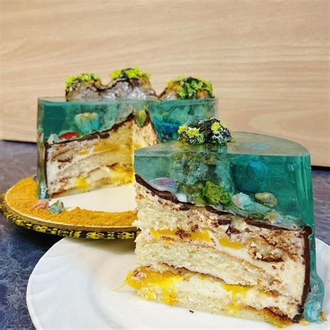 20 Paradise Island Cakes That Look Almost Too Beautiful To Eat | DeMilked