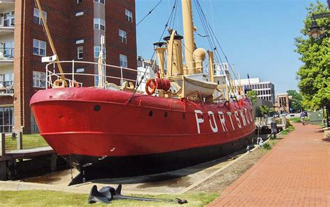 Portsmouth Naval Shipyard and Lightship Museum :: McPherson Design Group