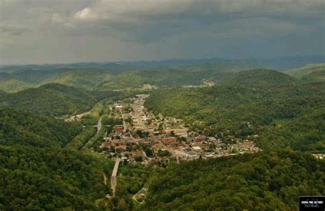 The View Of Prestonsburg Kentucky (Photo by Allen Bolling | Places to visit, Kentucky, Beautiful ...