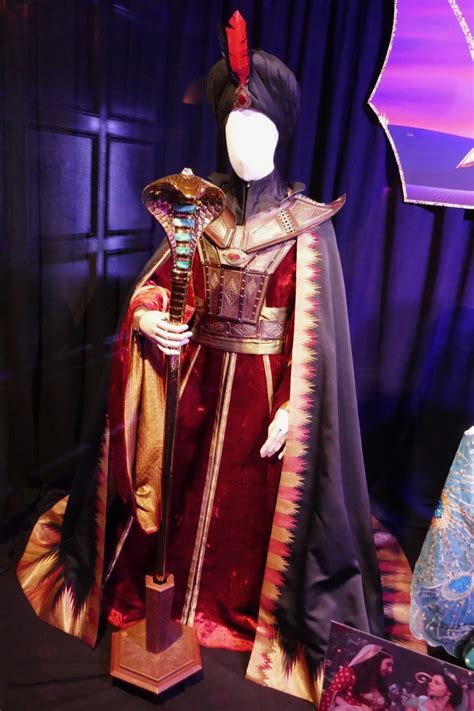 Hollywood Movie Costumes and Props: Jafar and Sultan movie costumes from Aladdin on display ...