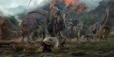 Jurassic World: Fallen Kingdom Review- Fallen Franchise