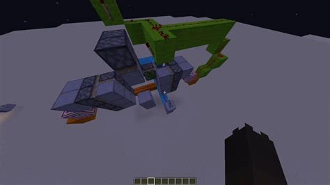 Help, this piston not retracting : r/redstone