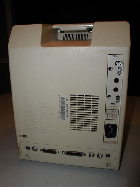 Vintage Computer Photos subject: apple Macintosh-Classic-II ...