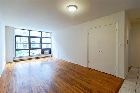 NYC Apartments for $3000 You Can Rent Right Now on StreetEasy