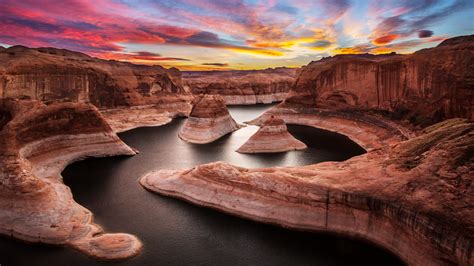 Reflection Canyon | Outdoor Project