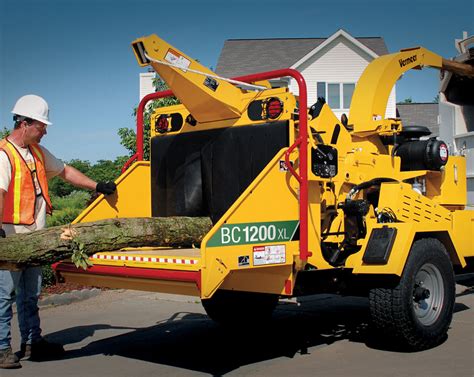 Six Safety Tips for Operating Your Vermeer Brush Chipper