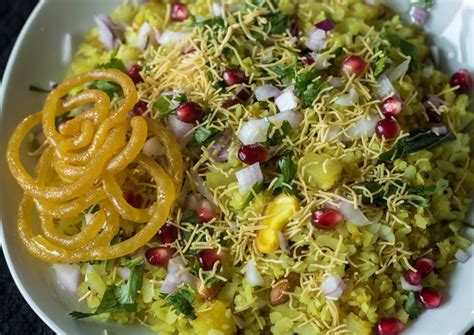 Indori Poha Recipe by Aswani Vishnuprasad - Cookpad