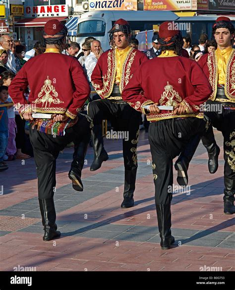 Turkish national costume hi-res stock photography and images - Alamy