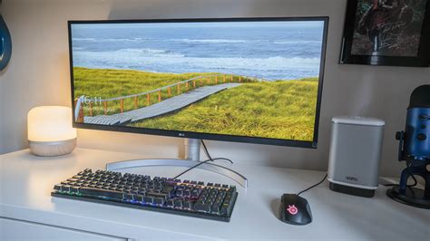 LG 34WK650 Ultra-Wide Monitor Review - TechNuovo | Bitesized tech news and reviews