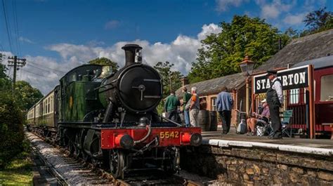 Royal Wedding offers for steam train rides at the South Devon Railway