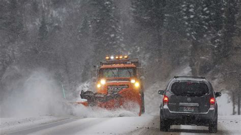 Winter storm watches, warnings issued as snow continues this weekend