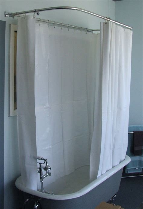 20+ Clawfoot Tub Shower Curtain Ideas - HMDCRTN