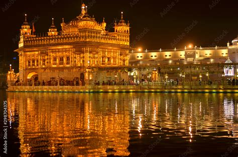 Golden Temple Amritsar Punjab Harmandir Sahib Gurdwara at Night View ...