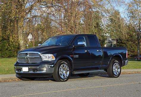 2015 Ram 1500 EcoDiesel Laramie Quad Cab 4X4 Road Test Review ...