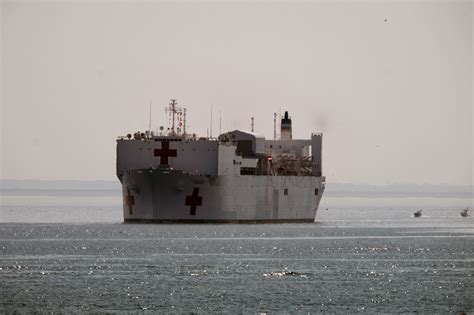 PHOTOS: USNS Comfort hospital ship arrives in NYC | 6sqft