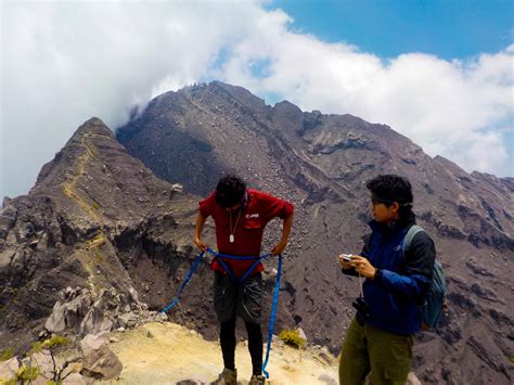 OPEN TRIP GUNUNG RAUNG 2024 - Wisata Gunung Indonesia