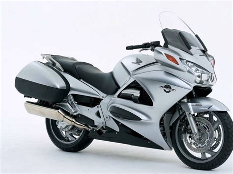 Honda ST1300 PAN-EUROPEAN, 2017 Motorcycles - Compare Specs