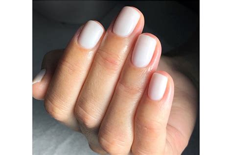 Milky nail manicure ideas for winter 2020 | Be Beautiful India