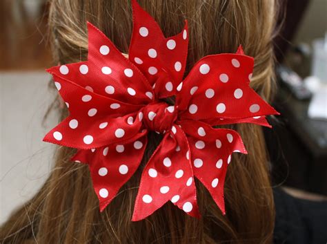 Quick and Easy Hair Bow! | Bits of Paper