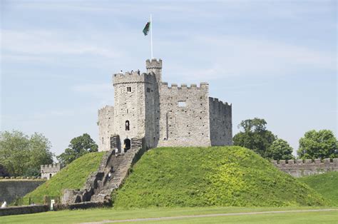 Cardiff Castle | Massaraksh or The World Upside Down