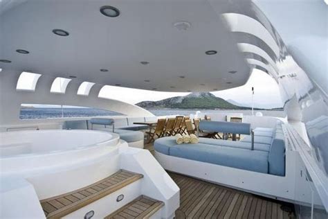 The interiors of luxury yachts (29 pics) - Izismile.com