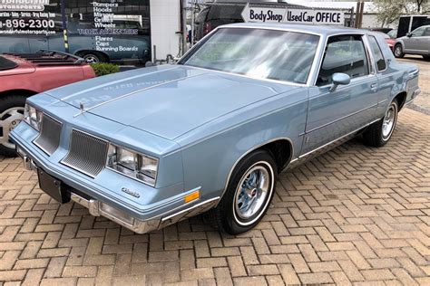 No Reserve: 36k-Mile 1986 Oldsmobile Cutlass Supreme Brougham for sale on BaT Auctions - sold ...