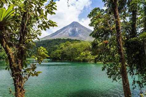 TripAdvisor: La Fortuna in Costa Rica is the best destination in the world for travel ...