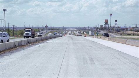 TxDOT planning two major highway closures this weekend in San Antonio