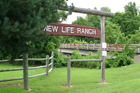 File:New Life Ranch Sign.jpg - Wikimedia Commons