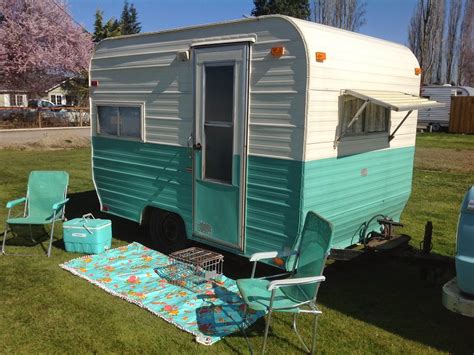 Amys VintageTrailers: VINTAGE 12' BELL TRAILER $3495.00