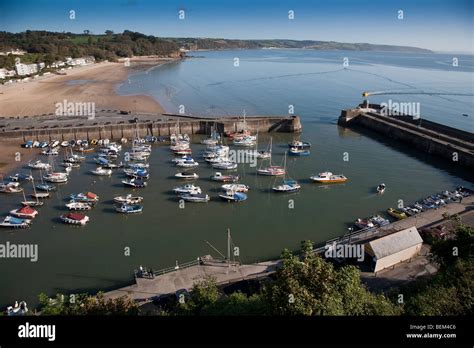 Saundersfoot wales harbour hi-res stock photography and images - Alamy