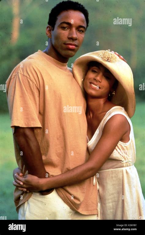 JASON'S LYRIC (US1994) ALLEN PAYNE, JADA PINKETT Date: 1994 Stock Photo ...