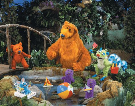 Noel MacNeal Teases Future Posibilities For 'Bear In the Big Blue House' - Inside the Magic