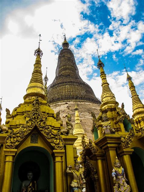 Myanmar Temples In The Summer Editorial Photo - Image of history, brick: 110904451