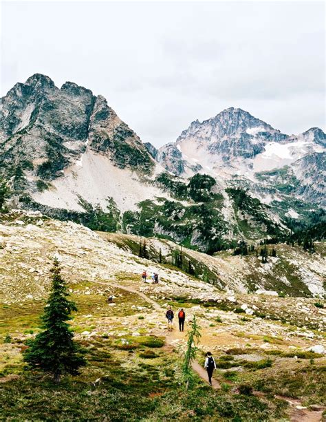 Top 9 Cascade Mountains Sights | Cascade mountains, Oregon travel ...