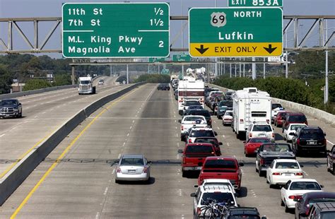 Will Another Traffic Nightmare Precede the Next Big Storm? | Road From Rita