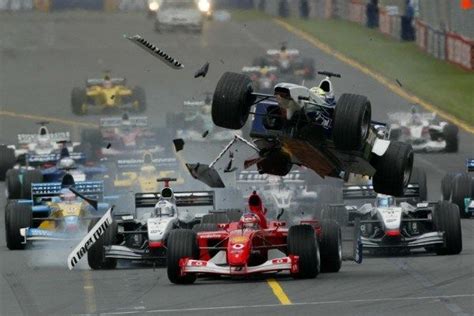 24 Spectacular Crashes in Formula 1 | Formula 1 car, Formula 1, F1 crash