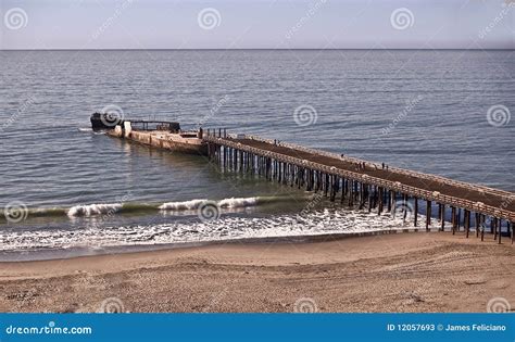 Pier at New Brighton State Beach Stock Image - Image of santa, ship: 12057693