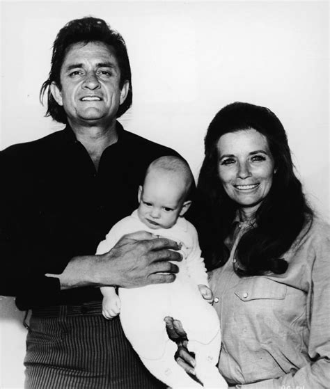 Johnny Cash & Family | Johnny cash, Johnny und june, June carter cash