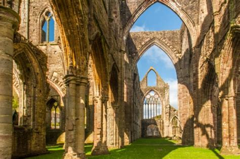 Tintern Abbey, History & Photos | Historic Wales Guide
