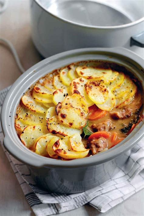 Slow Cooker Easy Lancashire Hotpot - Easy Peasy Slow Cook