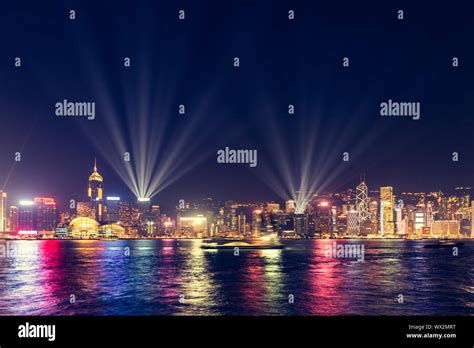 Hong Kong skyline at night Stock Photo - Alamy