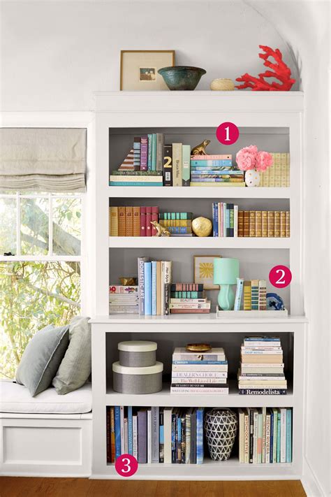 6 Organizing Hacks That Make Your Bookshelf Look Like A Work of Art ...