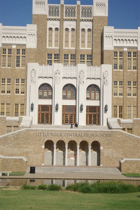 Little Rock’s Central High School, monument for civil rights | Little rock, Places to travel ...